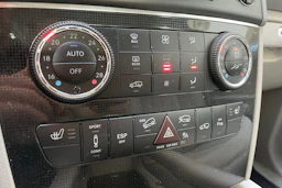 harmaa Mercedes-Benz ML 2006 kuva 21.