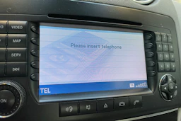 harmaa Mercedes-Benz ML 2006 kuva 22.