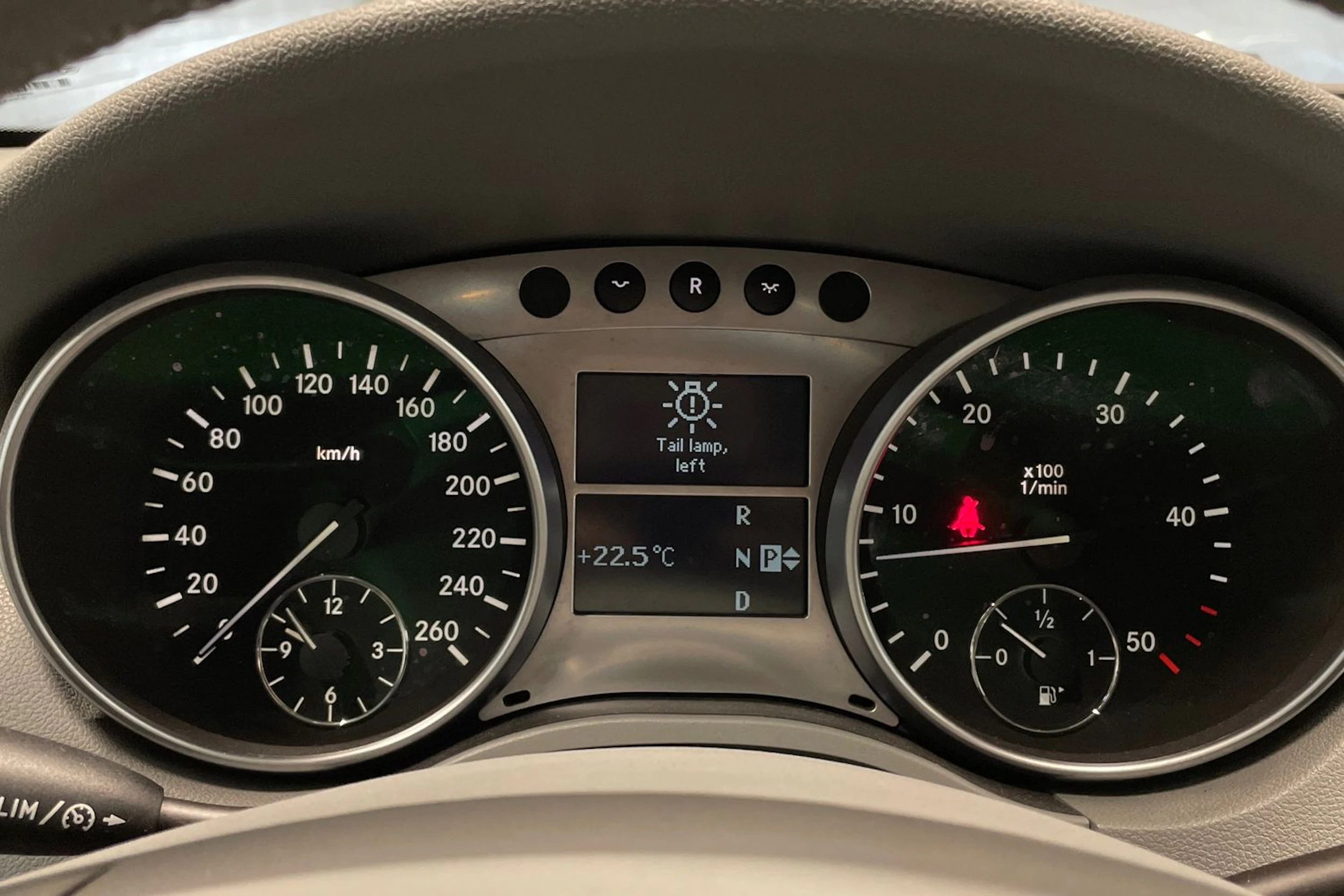 Musta Mercedes-Benz ML 2006 kuva 12.