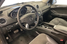 musta Mercedes-Benz ML 2007 kuva 3.