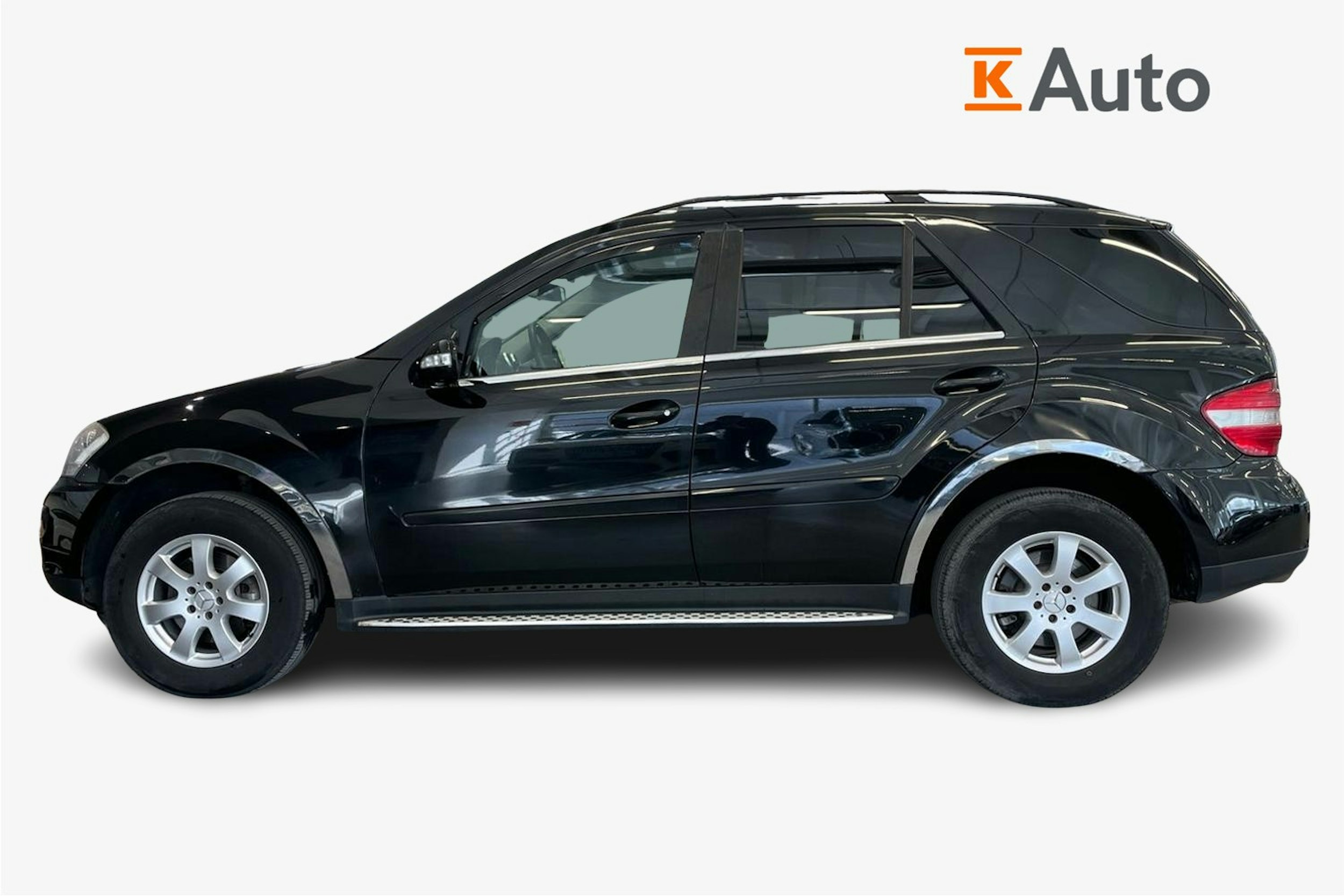 musta Mercedes-Benz ML 2007 kuva 6.