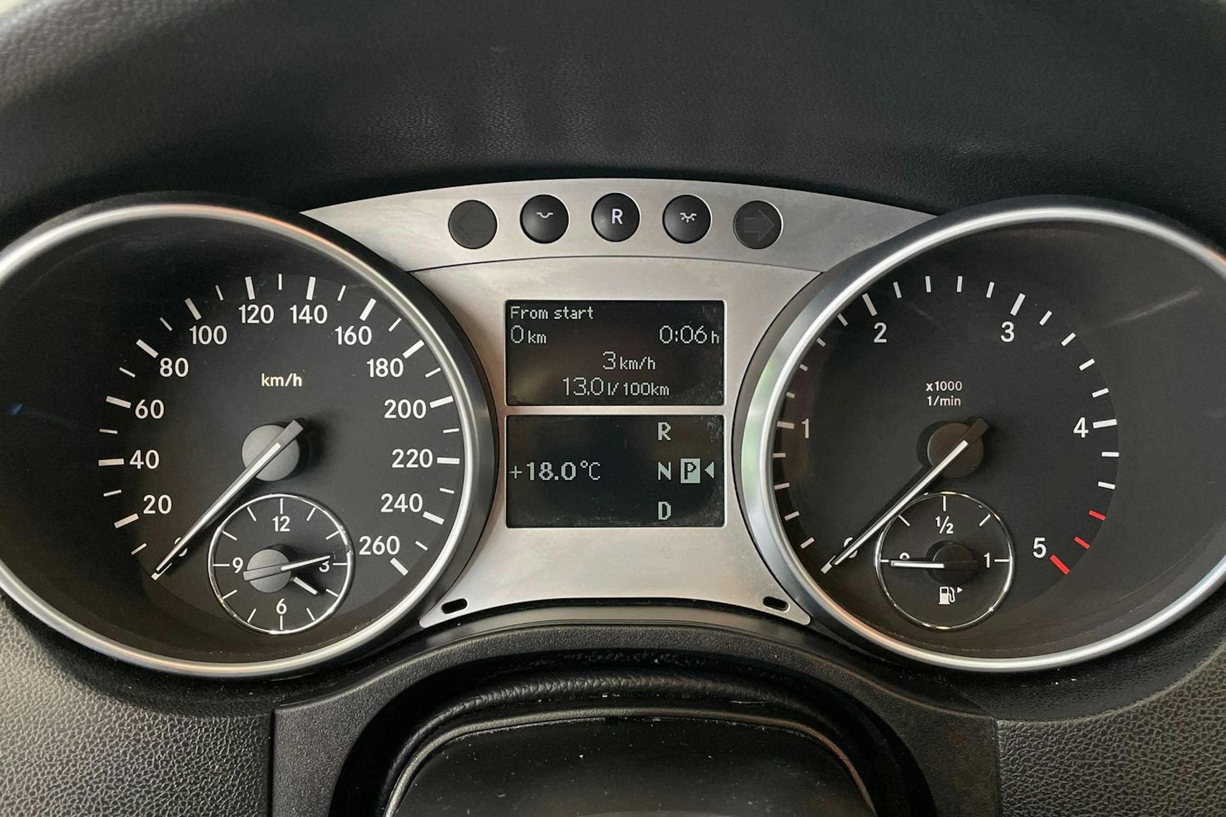 musta Mercedes-Benz ML 2007 kuva 18.
