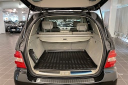 musta Mercedes-Benz ML 2007 kuva 11.