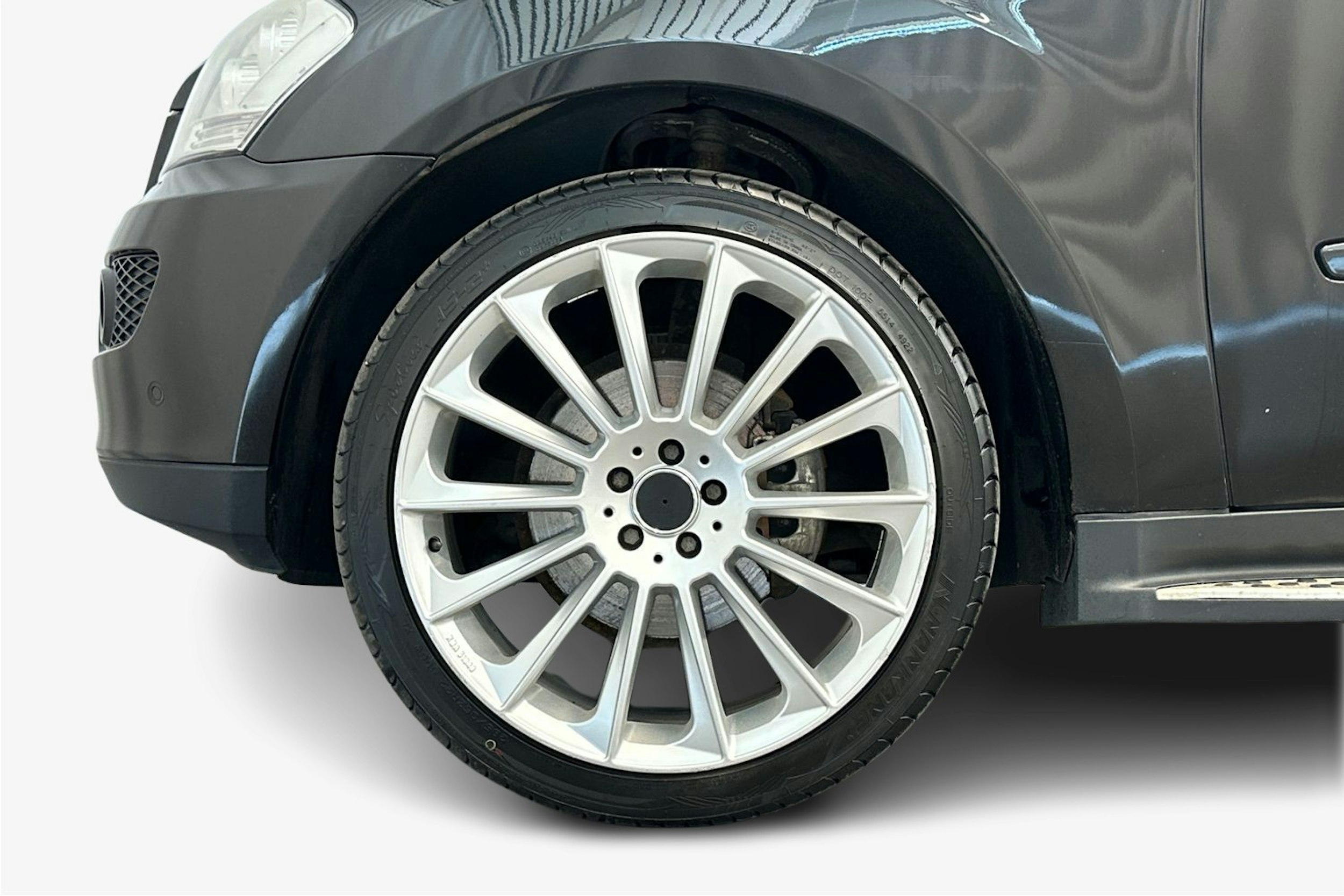 musta Mercedes-Benz ML 2007 kuva 11.