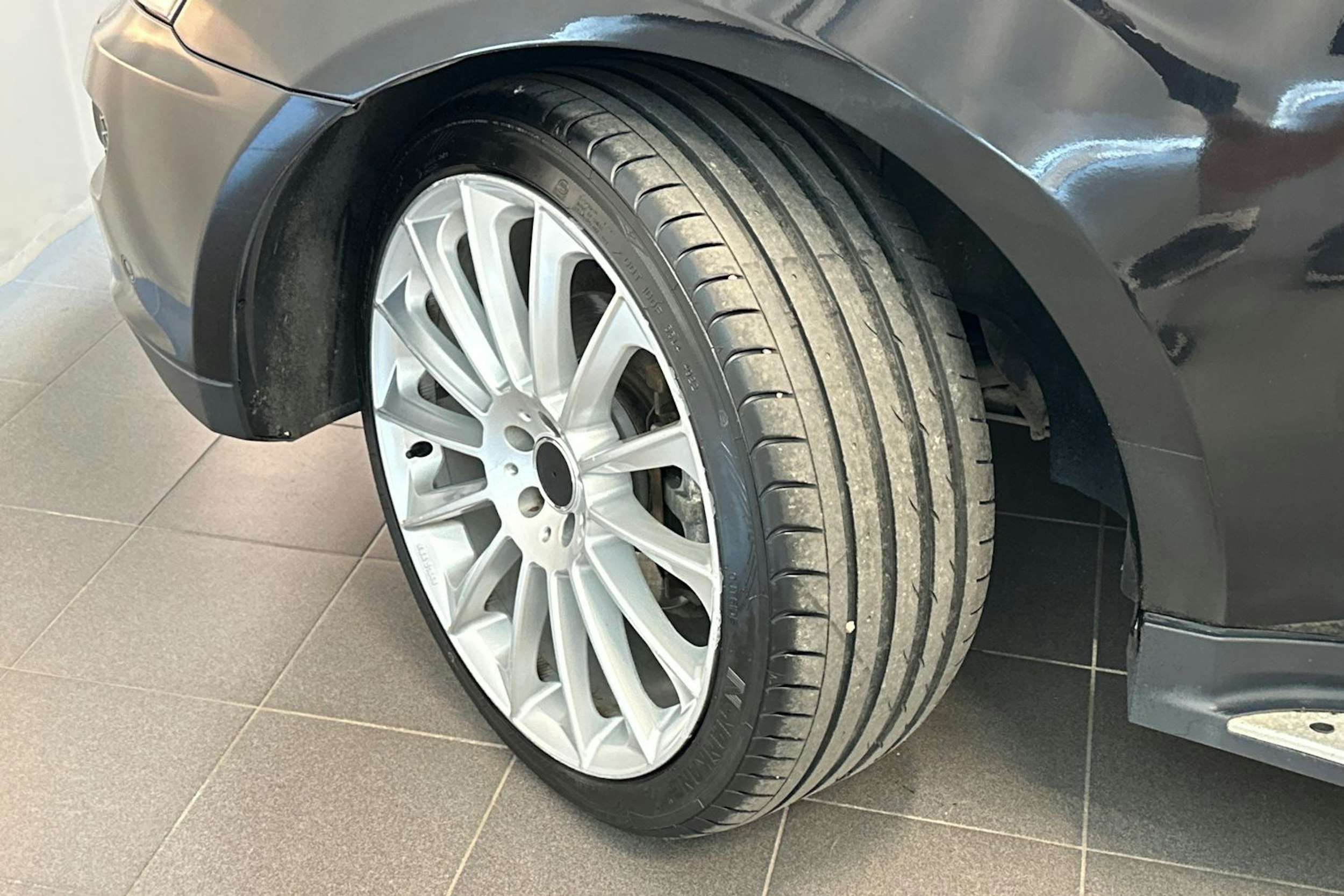 musta Mercedes-Benz ML 2007 kuva 13.