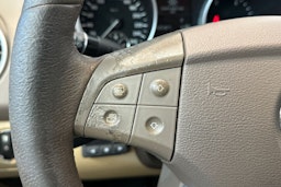 musta Mercedes-Benz ML 2007 kuva 18.