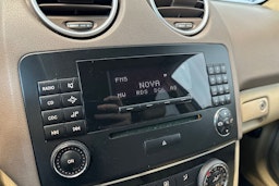 musta Mercedes-Benz ML 2007 kuva 23.
