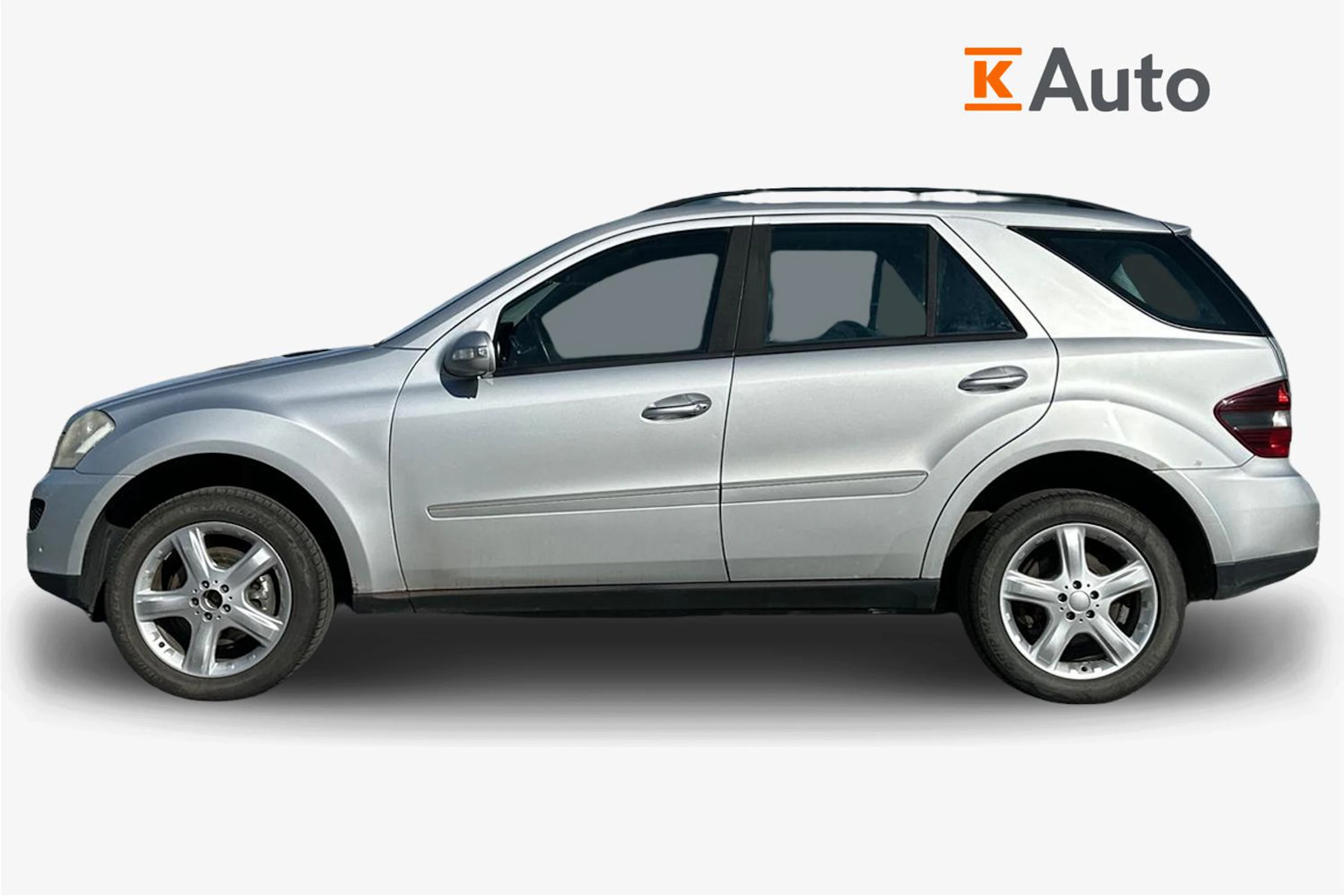 harmaa Mercedes-Benz ML 2007 kuva 4.