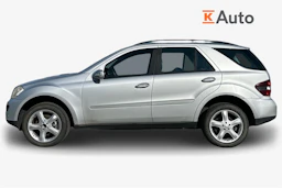 harmaa Mercedes-Benz ML 2007 kuva 4.