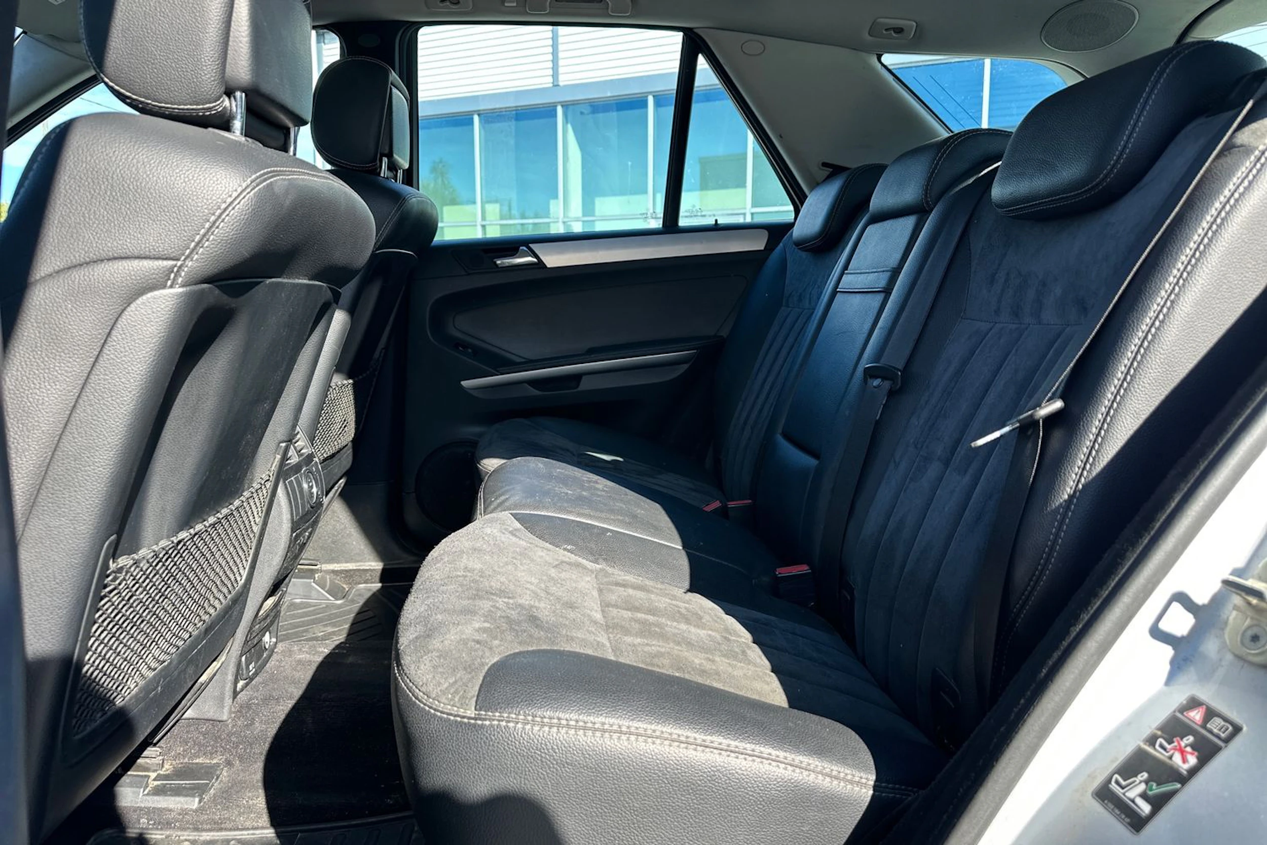 harmaa Mercedes-Benz ML 2007 kuva 11.