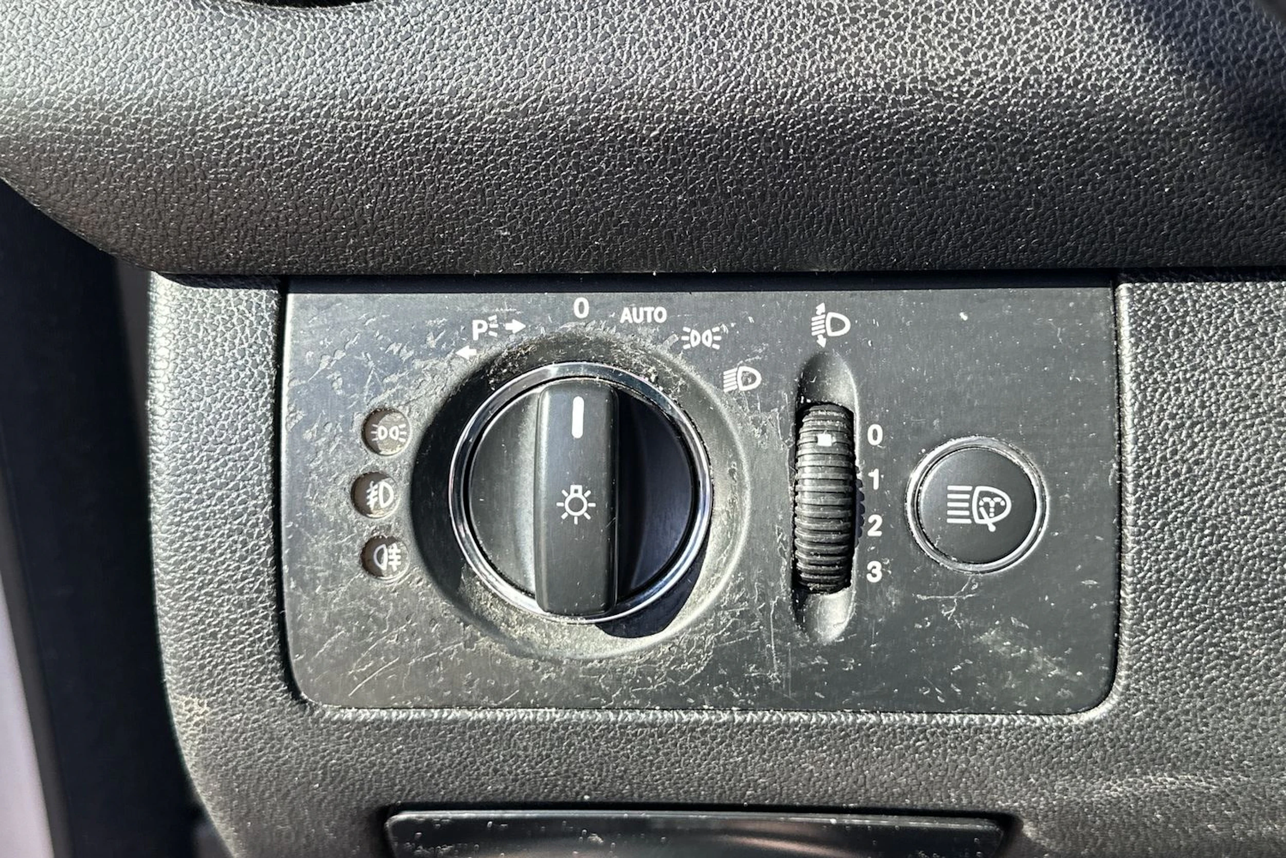 harmaa Mercedes-Benz ML 2007 kuva 19.