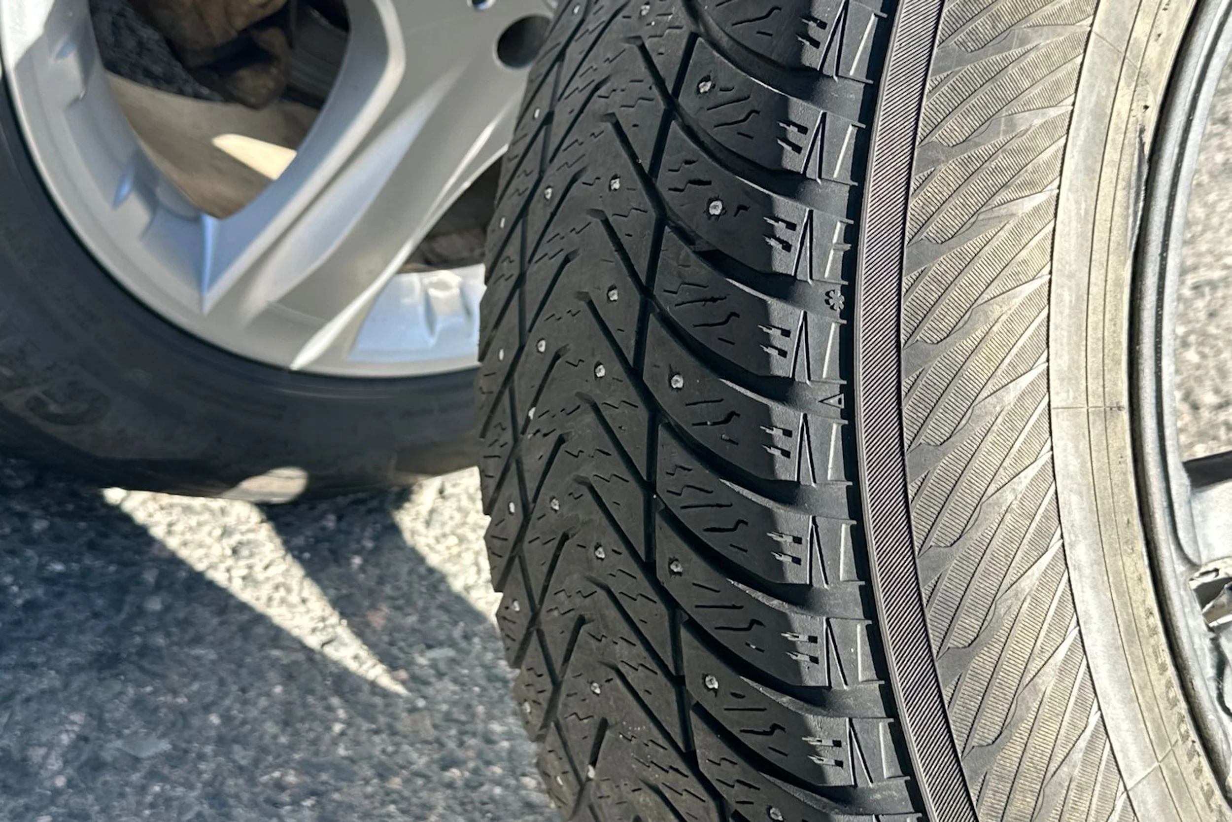 harmaa Mercedes-Benz ML 2007 kuva 30.