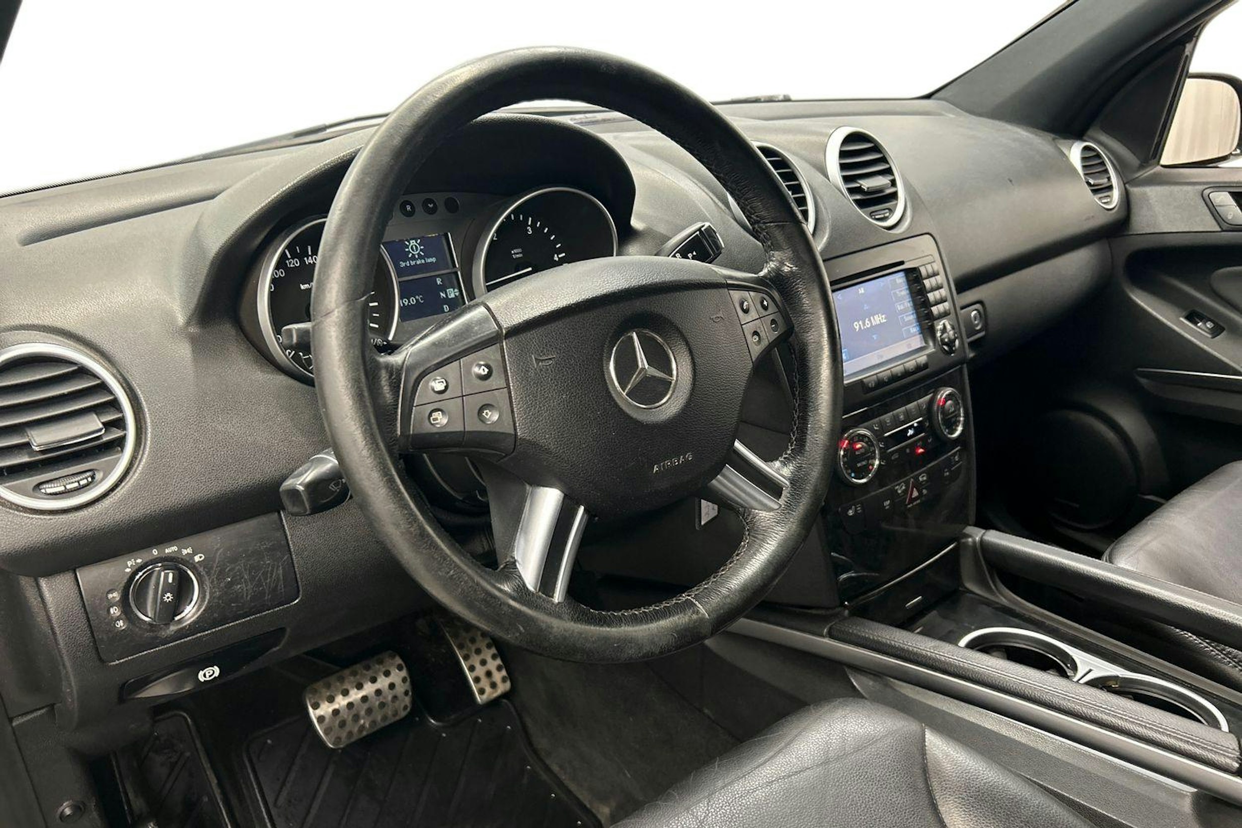 musta Mercedes-Benz ML 2008 kuva 7.
