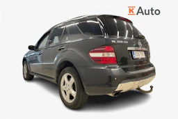 Musta Mercedes-Benz ML 2008 kuva 2.