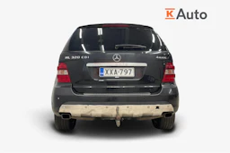 Musta Mercedes-Benz ML 2008 kuva 3.