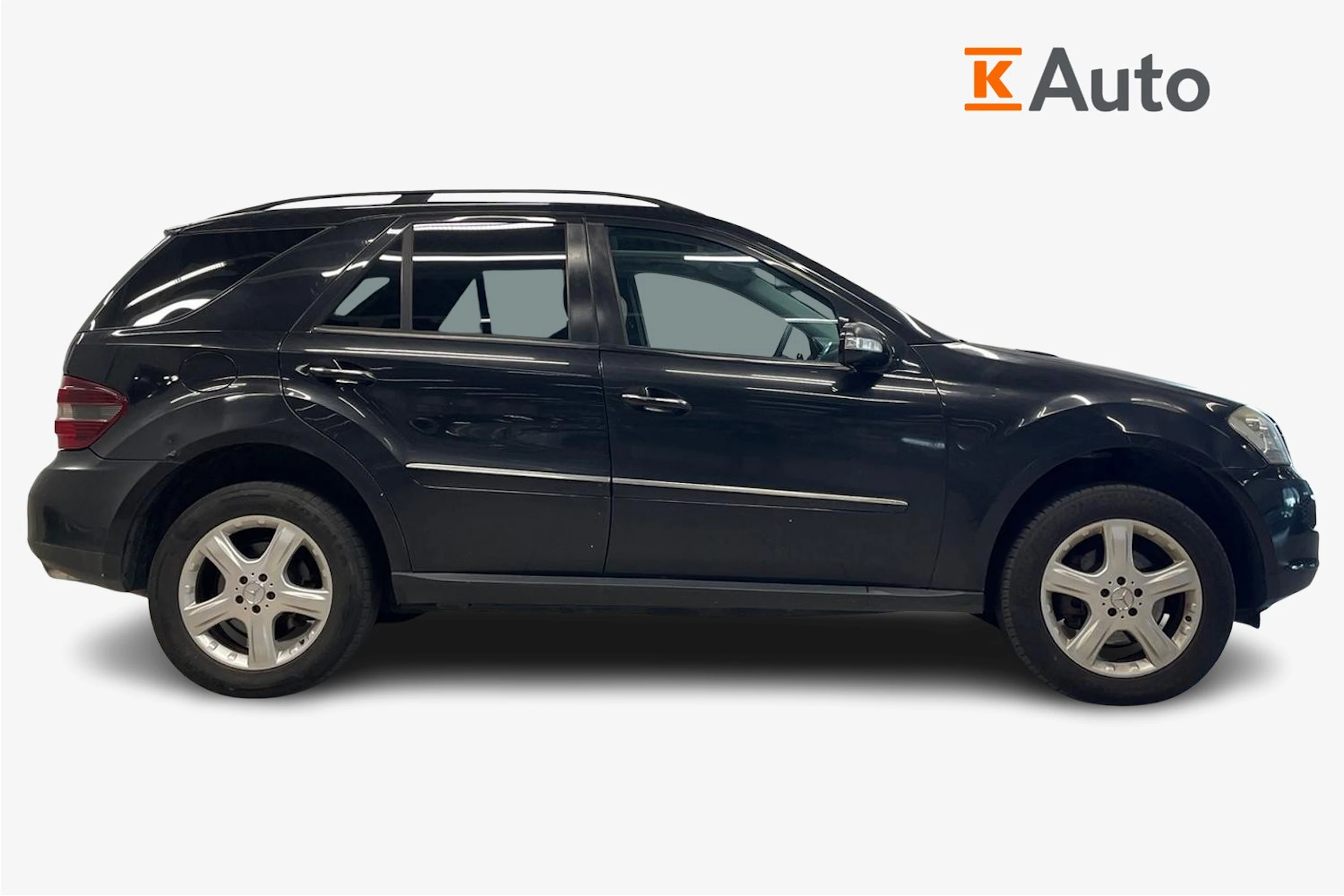 Musta Mercedes-Benz ML 2008 kuva 5.