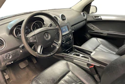 Musta Mercedes-Benz ML 2008 kuva 6.