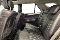 Musta Mercedes-Benz ML 2008 kuva 8.
