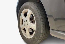 Musta Mercedes-Benz ML 2008 kuva 9.
