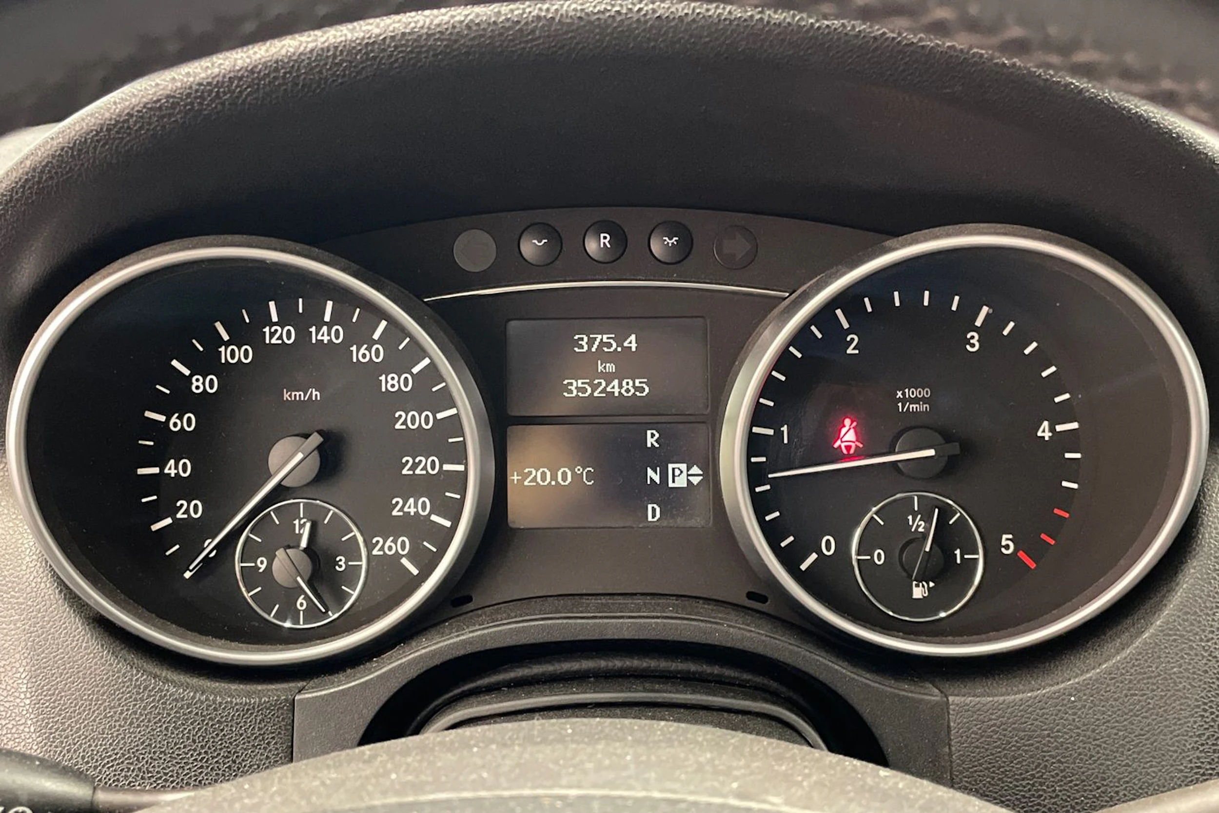 Musta Mercedes-Benz ML 2008 kuva 14.