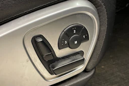 Musta Mercedes-Benz ML 2008 kuva 19.