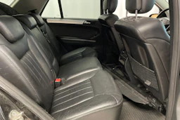 Musta Mercedes-Benz ML 2008 kuva 20.