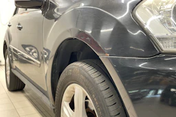 Musta Mercedes-Benz ML 2008 kuva 27.