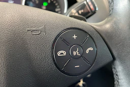 Mercedes-Benz ML 2010 kuva 18.