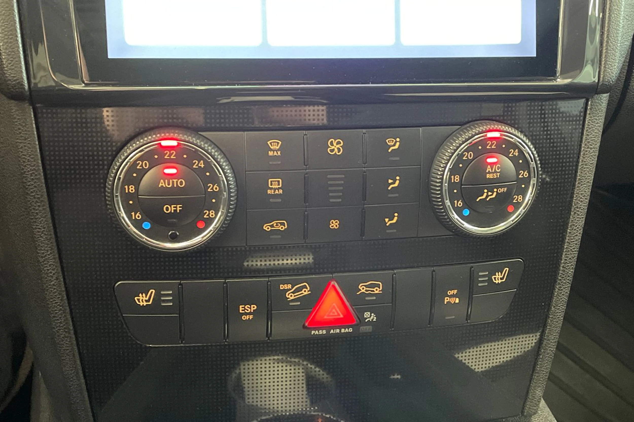 Mercedes-Benz ML 2010 kuva 29.