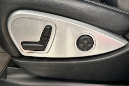 harmaa Mercedes-Benz ML 2011 kuva 23.