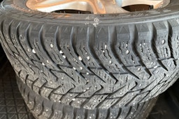 harmaa Mercedes-Benz ML 2011 kuva 25.