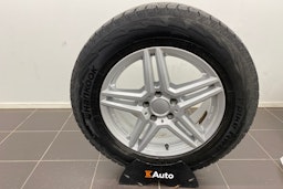 Valkoinen Mercedes-Benz ML 2012 kuva 18.