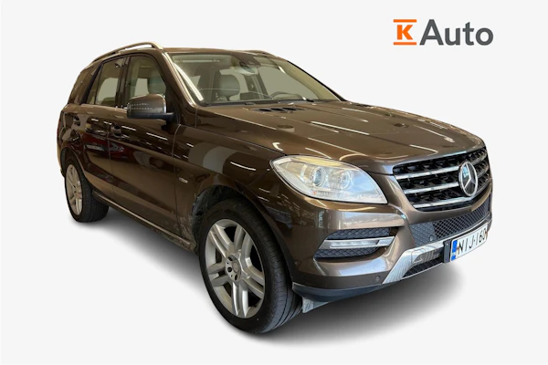 Mercedes-Benz ML 350 BlueTec 4Matic Business | 2-omisteinen Suomi-auto | Ilma-alusta | ACC | Webasto | Sähköpenkit |