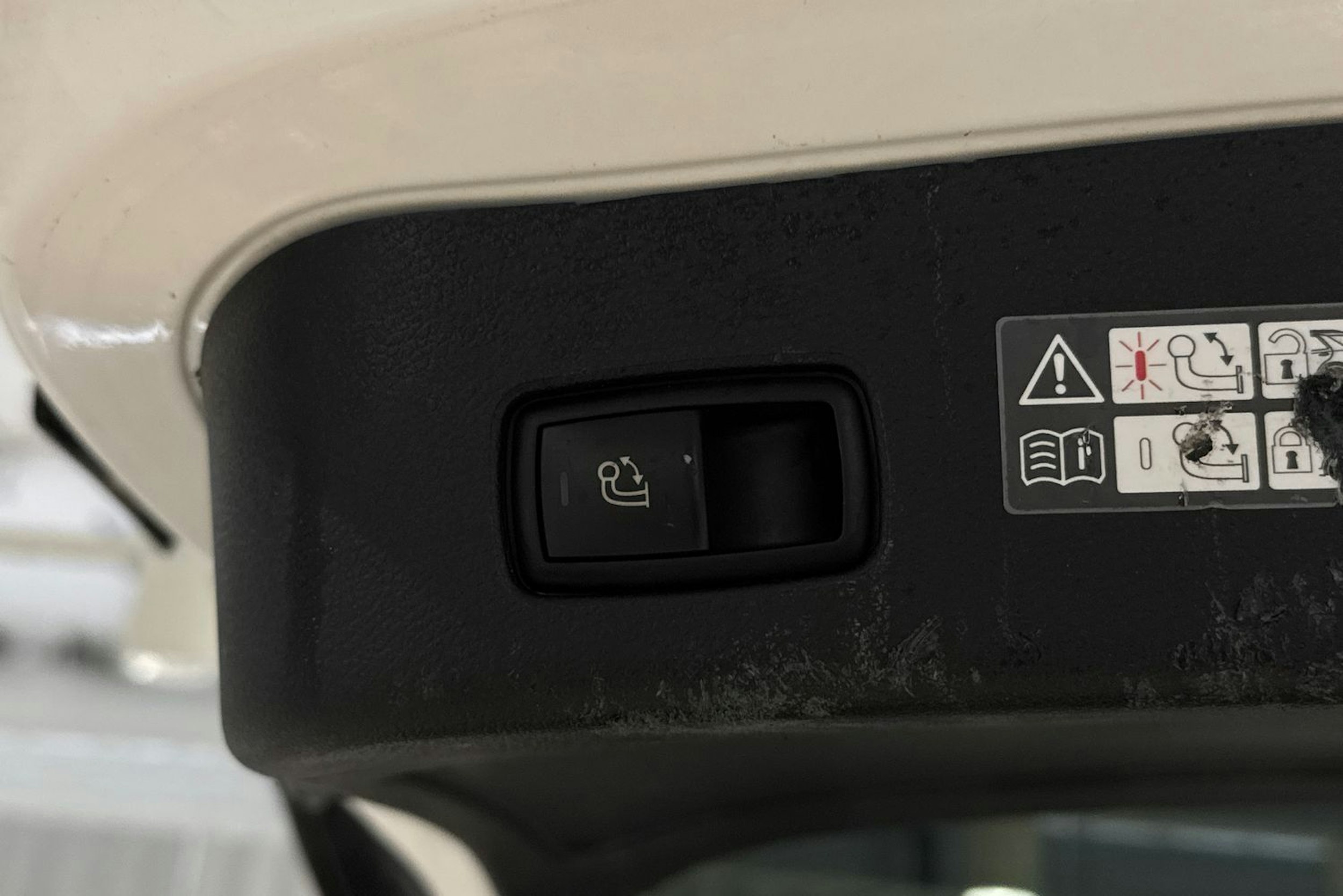 valkoinen Mercedes-Benz ML 2012 kuva 14.