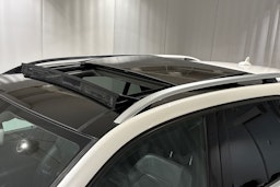 valkoinen Mercedes-Benz ML 2012 kuva 16.