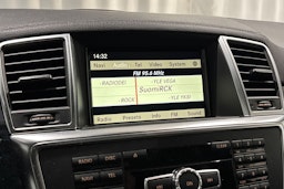 valkoinen Mercedes-Benz ML 2012 kuva 25.