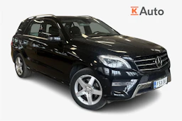 musta Mercedes-Benz ML 2013 kuva 1.