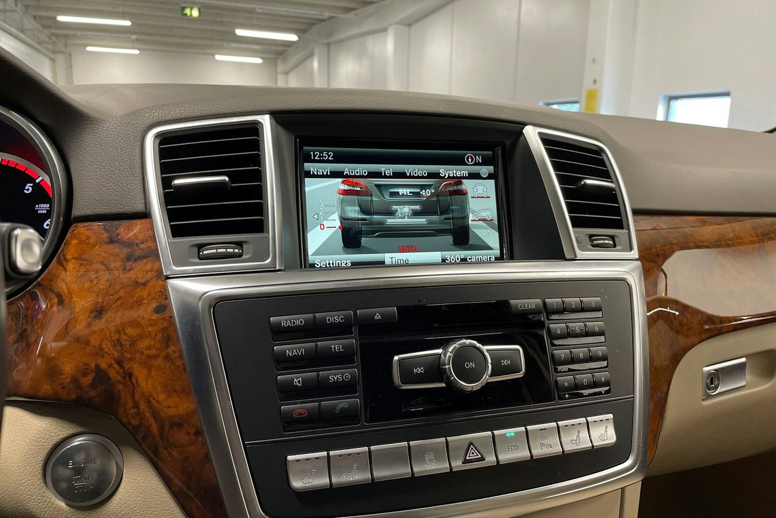 met. Mercedes-Benz ML 2013 kuva 16.