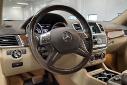 met. Mercedes-Benz ML 2013 kuva 26.