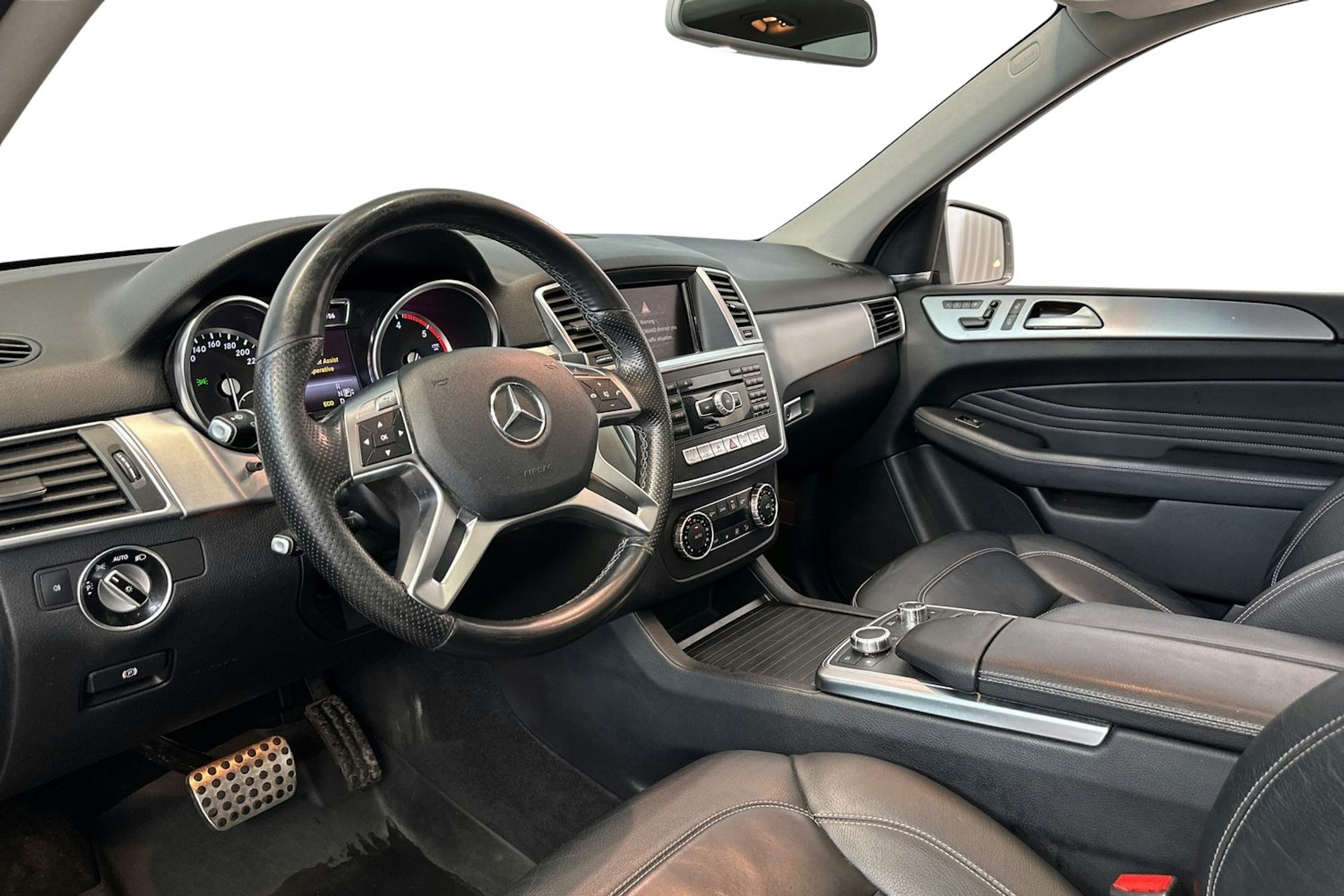 harmaa Mercedes-Benz ML 2014 kuva 7.