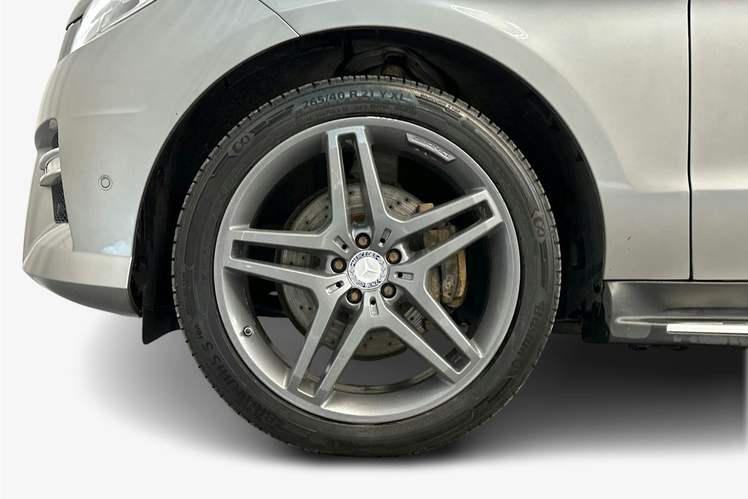 harmaa Mercedes-Benz ML 2014 kuva 11.