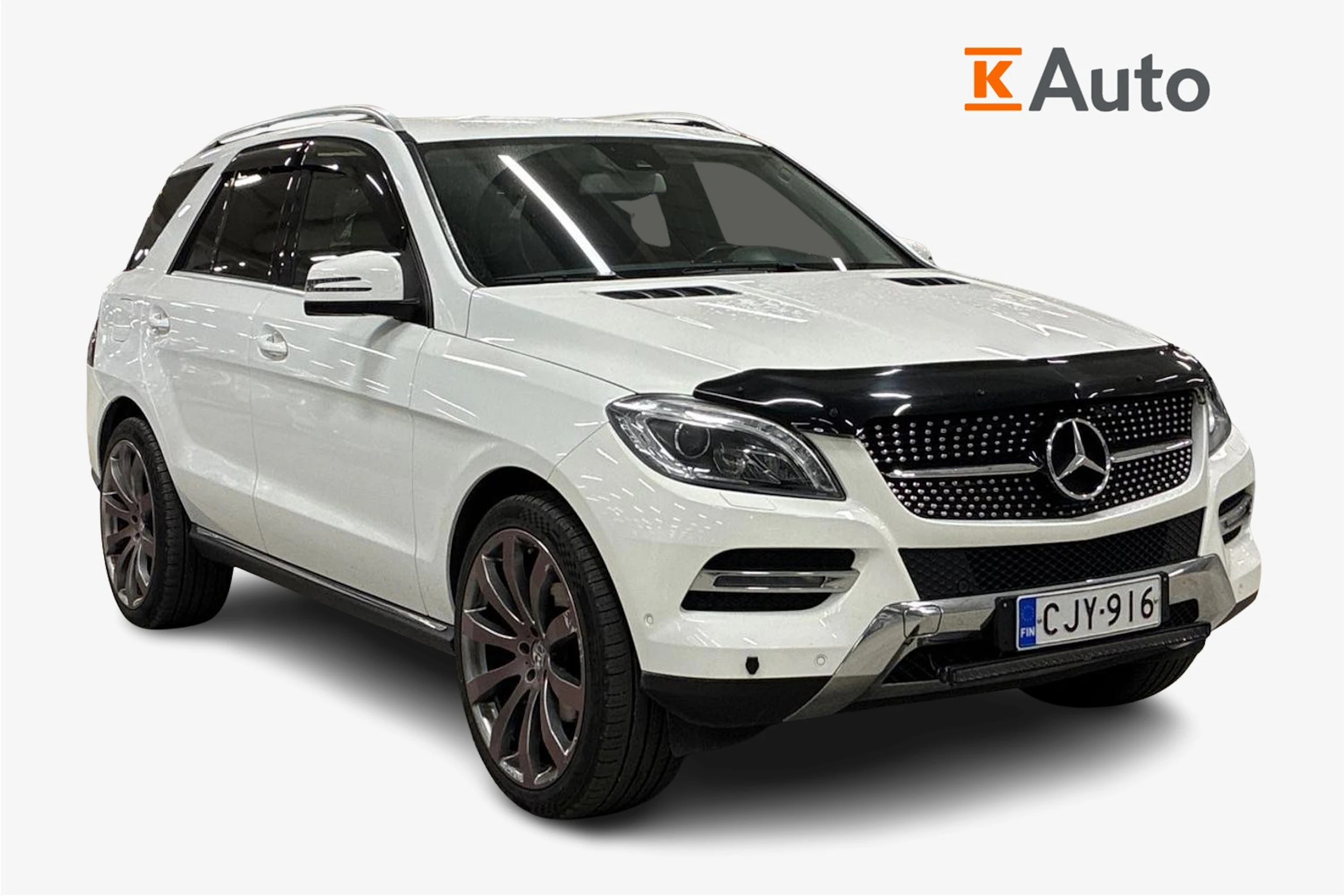 valkoinen Mercedes-Benz ML 2014 kuva 1.
