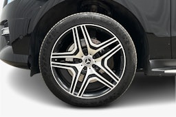 musta Mercedes-Benz ML 2014 kuva 11.