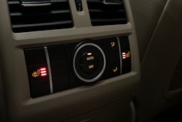 musta Mercedes-Benz ML 2014 kuva 18.