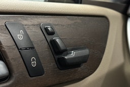 musta Mercedes-Benz ML 2014 kuva 20.