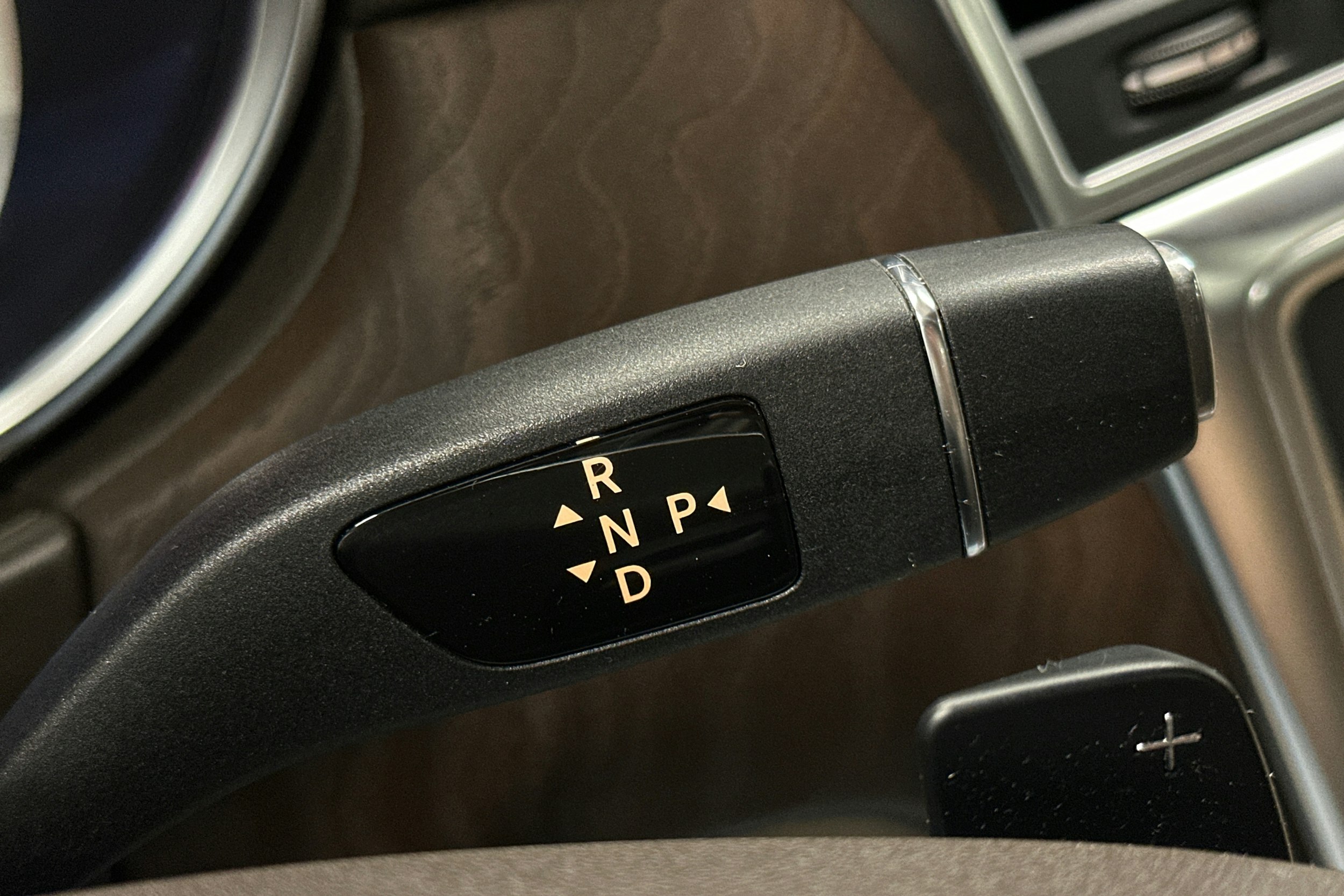 musta Mercedes-Benz ML 2014 kuva 26.