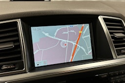 musta Mercedes-Benz ML 2014 kuva 31.