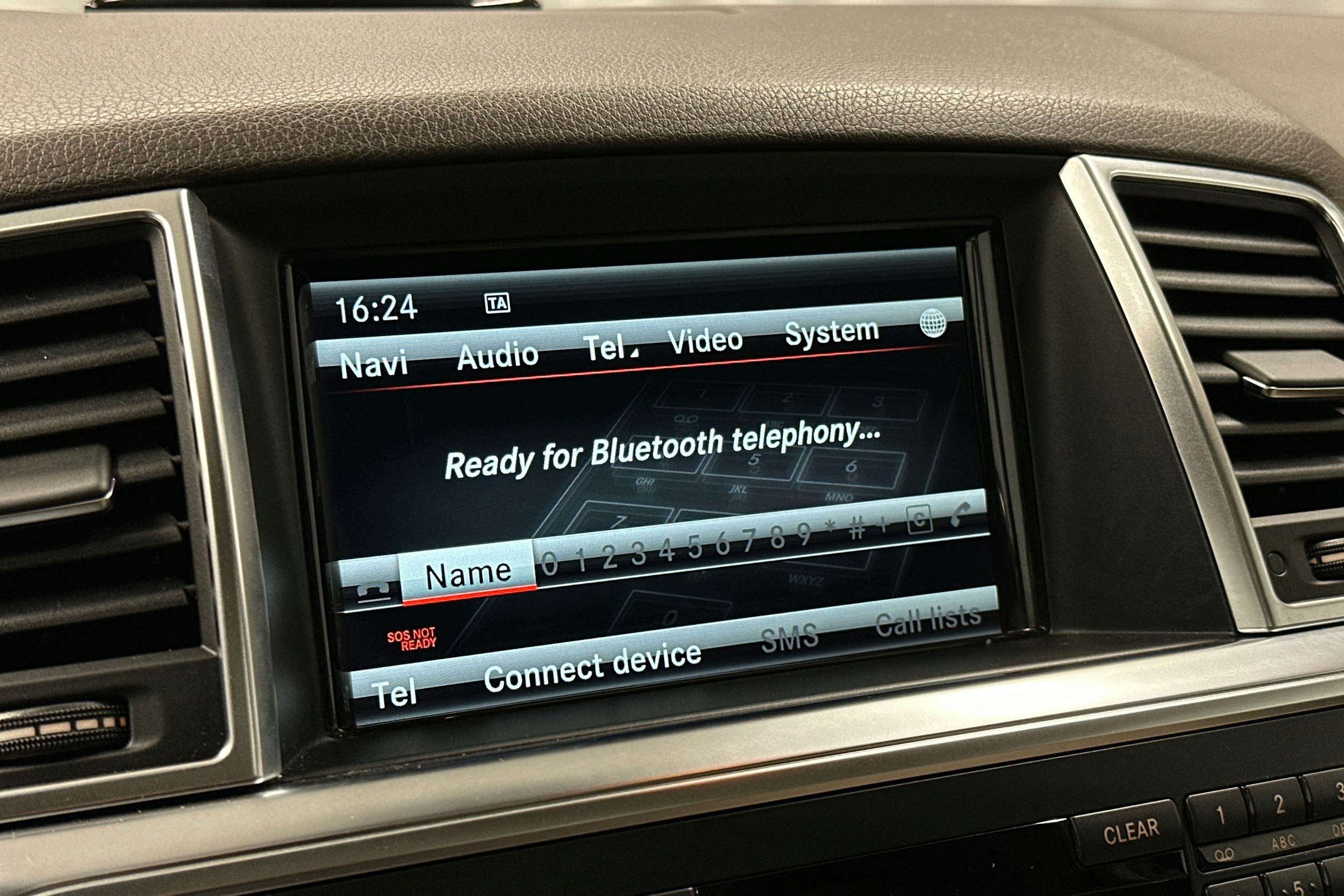 musta Mercedes-Benz ML 2014 kuva 32.