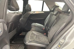 met. harmaa Mercedes-Benz ML 2014 kuva 8.