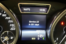 met. harmaa Mercedes-Benz ML 2014 kuva 17.